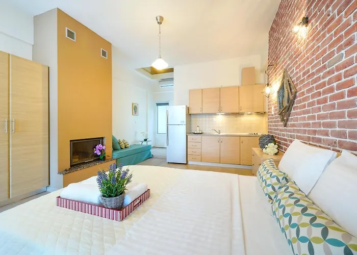 Golden Beachside Terrace * Χρυσή Αμμουδιά