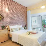 Golden Beachside Terrace Apartment Chrysi Ammoudia