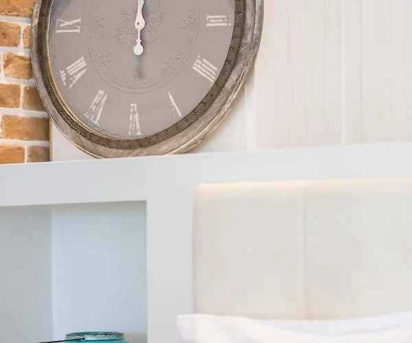 Golden Beachside Terrace